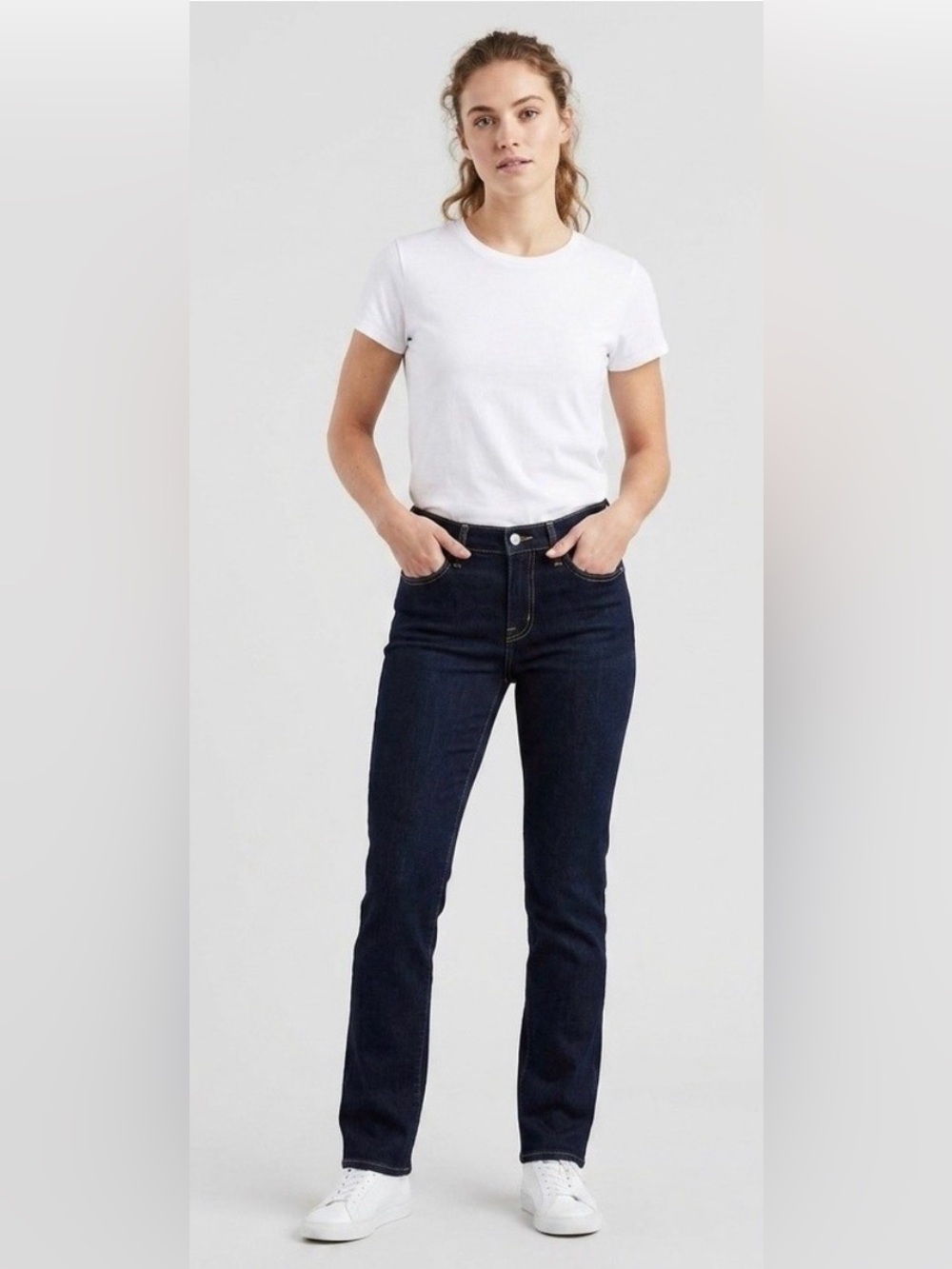 LEVI’S 314 Shaping Straight Jeans Size 29 Dark Wash Indigo - great condition!